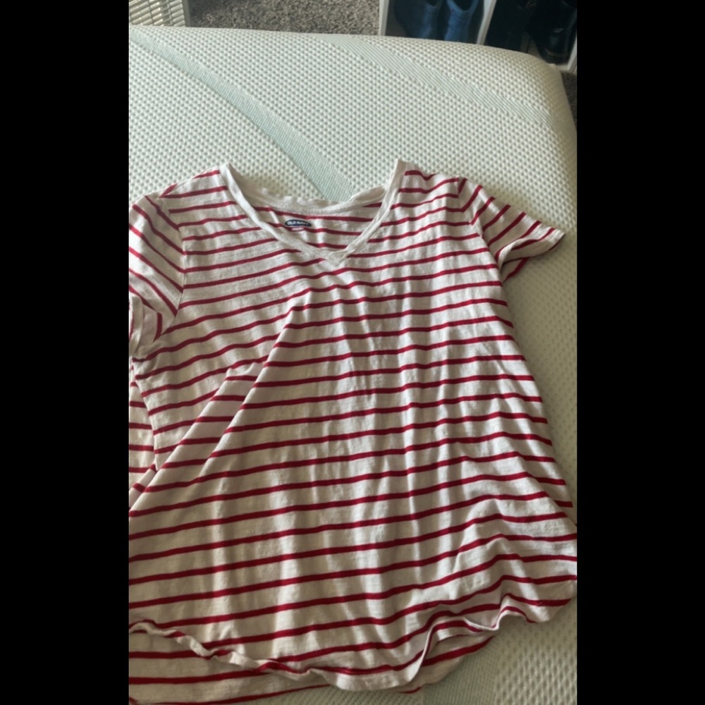 Old navy white v neck t with red stripes. Soft material .size large